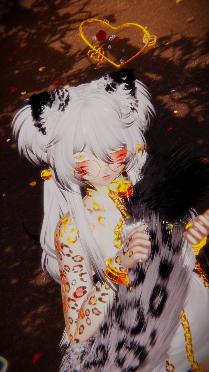I caught my tail!

#VRChat 
📸 by <a href="/squirtnnjuice/">Squirtt</a>