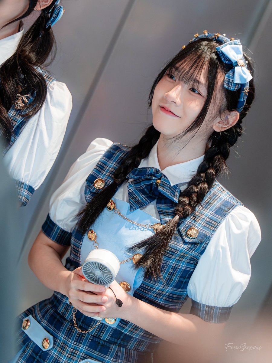 klp4seasons's tweet photo. 260104 HQ
@maia_klp48
#MaiaKLP48 #KLP48
#2ndGeneration https://t.co/WLXh3U64WF