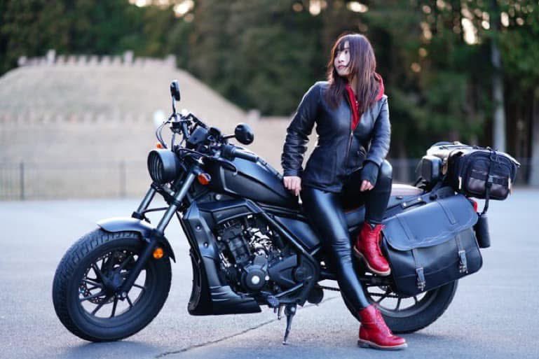 -est 革でブーツ作る人 tweet media