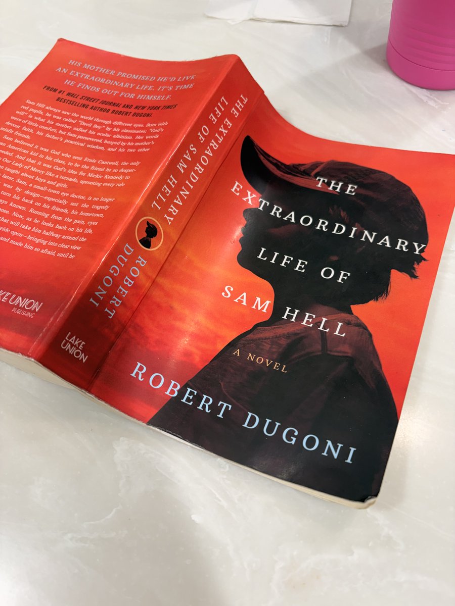 shinebrightdec1's tweet photo. Just finished reading this one…so good! Couldn’t put it down. Made so many personal connections to my childhood and my faith. ⁦@robertdugoni⁩ https://t.co/bQCVLiu5i2