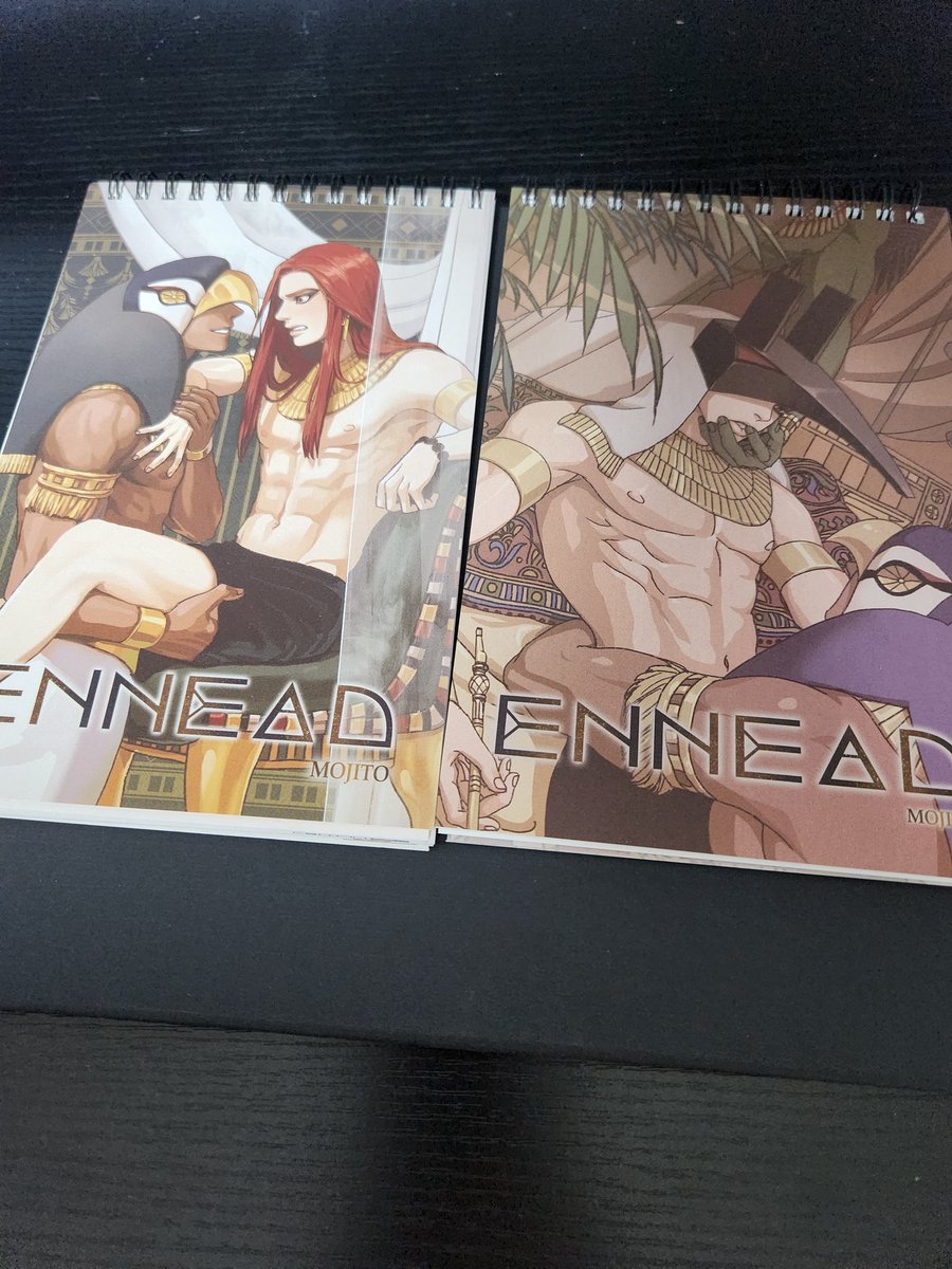 드디어!!!
올게없는데 뭐가 배송됐다길래 가보니까 엔네달력이ㅜㅜ