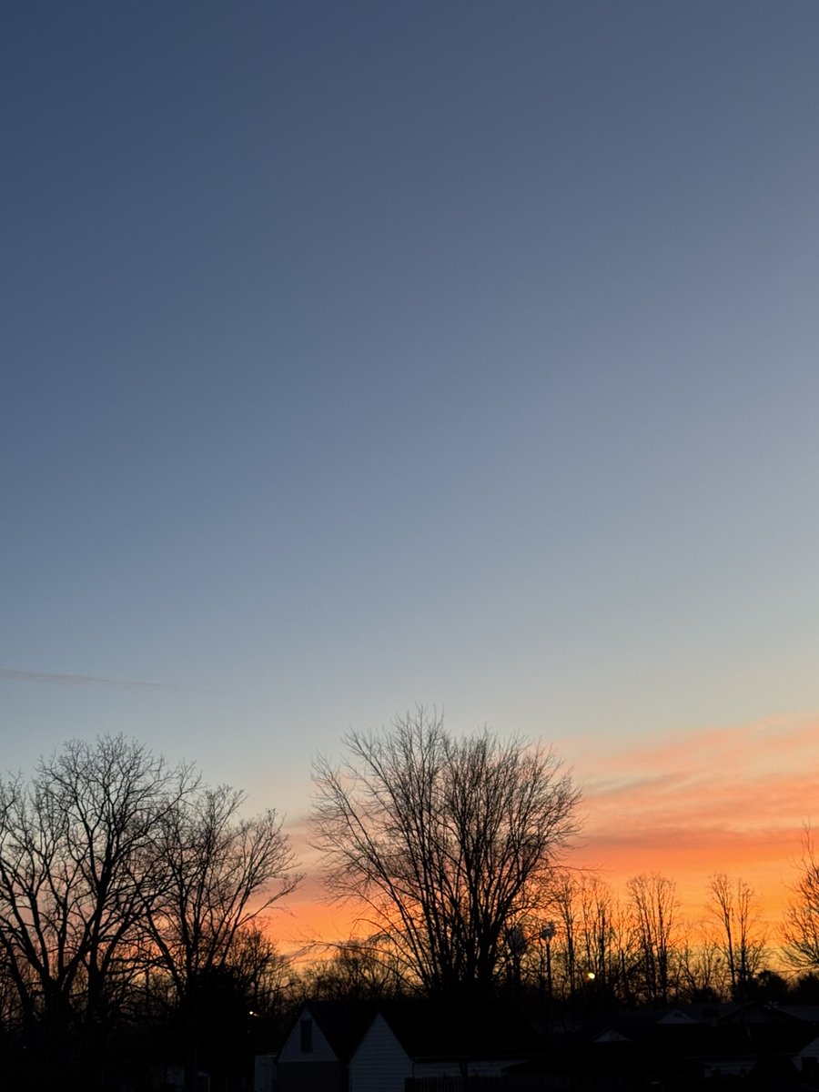AnnellyP's tweet photo. 🥰😍#sunset https://t.co/3UzxMEXxJD