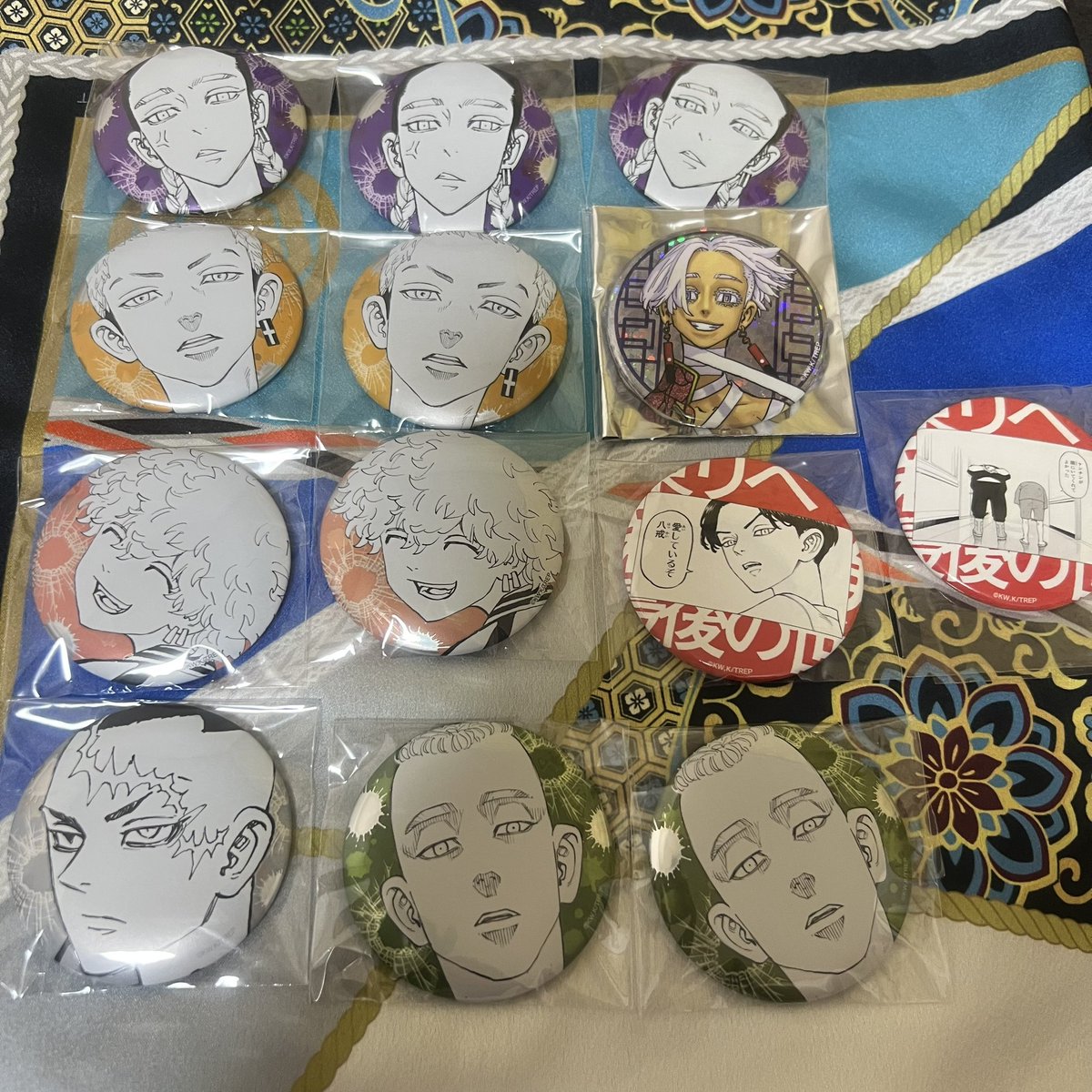 東京リベンジャーズ 東リベ マイキーマート 新体験展 缶バッジ 交換 譲