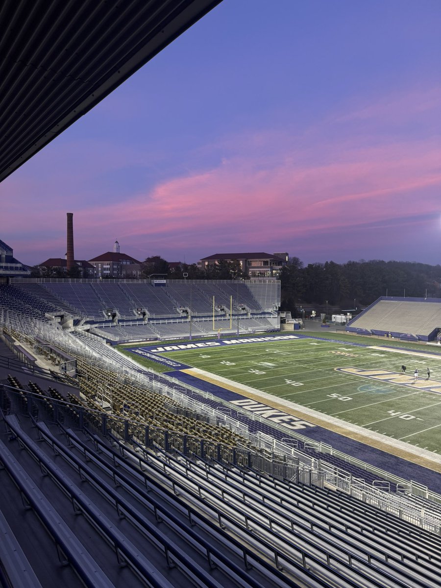 Arrington Maiden ✞ tweet media