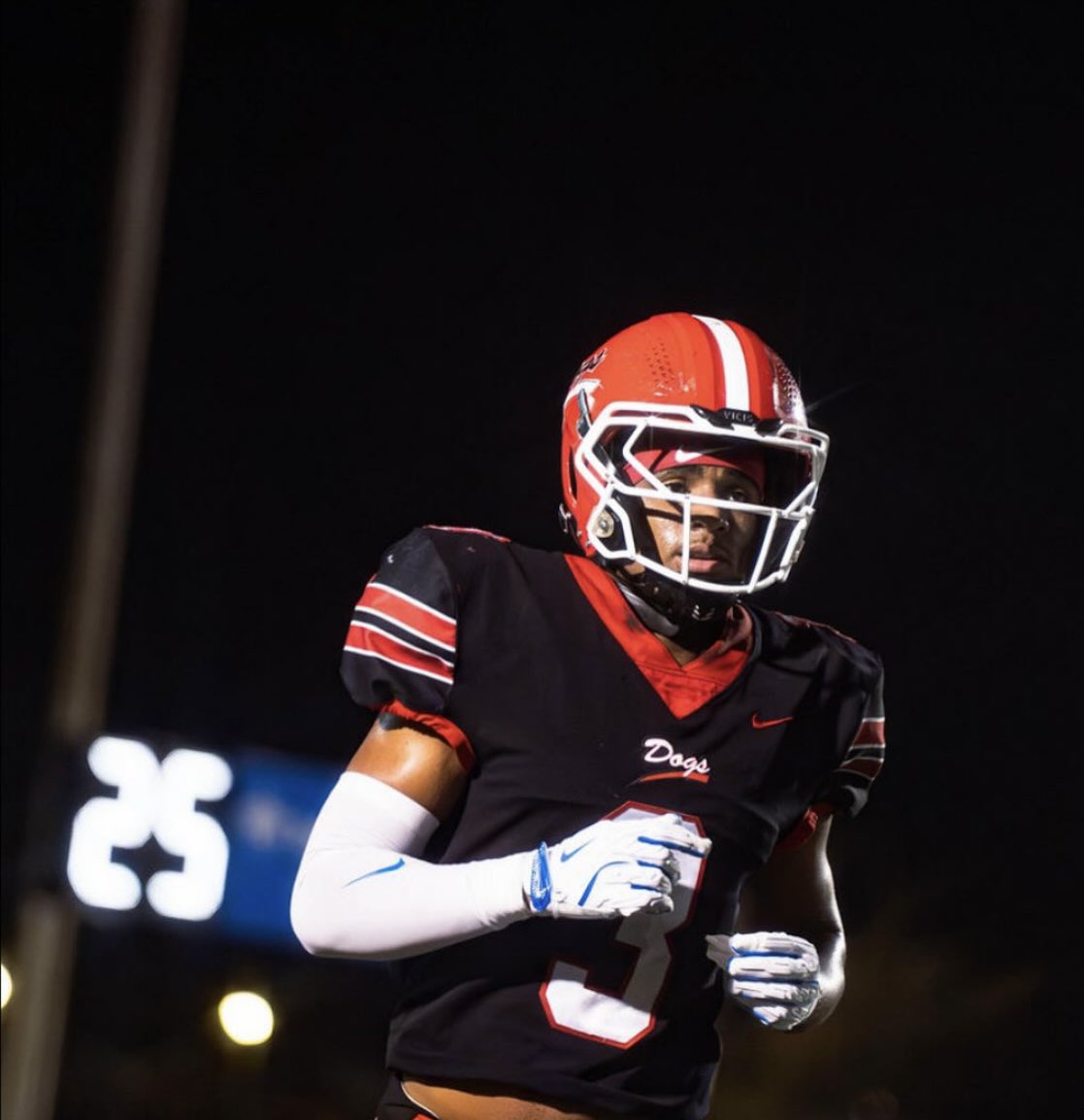 ColinMagnusson's tweet photo. If you follow Mississippi HS Football at the 7A level…or if you know anything about high levels of competition - then you know it goes without that saying that 120 tackles and 25 tackles for loss is an extremely solid season for anyone, let alone a SOPHOMORE.

But that is exactly what Class of 2028 Brandon LB Travion Washington (@TravionWas24901) was able to accomplish this past year.

It was such an impressive season that James Laurantis and the Buckeyes offered Washington - and he is actually just one of 4 linebackers in the 2028 class that holds an Ohio State offer (per 247Sports)

I was blessed to catch up with him.

On the topic of the Ohio State offer: “It’s really meaningful. I put in a lot of work to be in this position, and for all the work to pay off in this way feels great. The offer from Ohio State has pushed me to be the best version of myself as possible, and has motivated me greatly to work on my craft everyday.”

On the topic of who Washington models his game after:

“At the college level, I would say Sonny Styles. He’s very versatile - he can stop the run - drop back into pass coverage - take on blocks - shed blocks.

He’s an overall complete linebacker.”

Buckeye nation, show some love!!

Appreciate the time Travion!!

O-H!!!