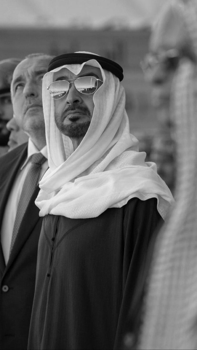 الذين يهاجمون الإمارات هم مجرد أدوات في يد من يسعى لتقويض الاستقرار، لكنهم ينسون أن الحقائق لا تُخفيها الأكاذيب.🇦🇪🫡
#زعيم_الشرق_الاوسط 
#الإمارات_الحليف_الصادق 
#محمد_بن_زايد