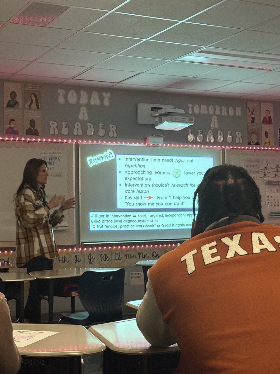 Green Elementary tweet media