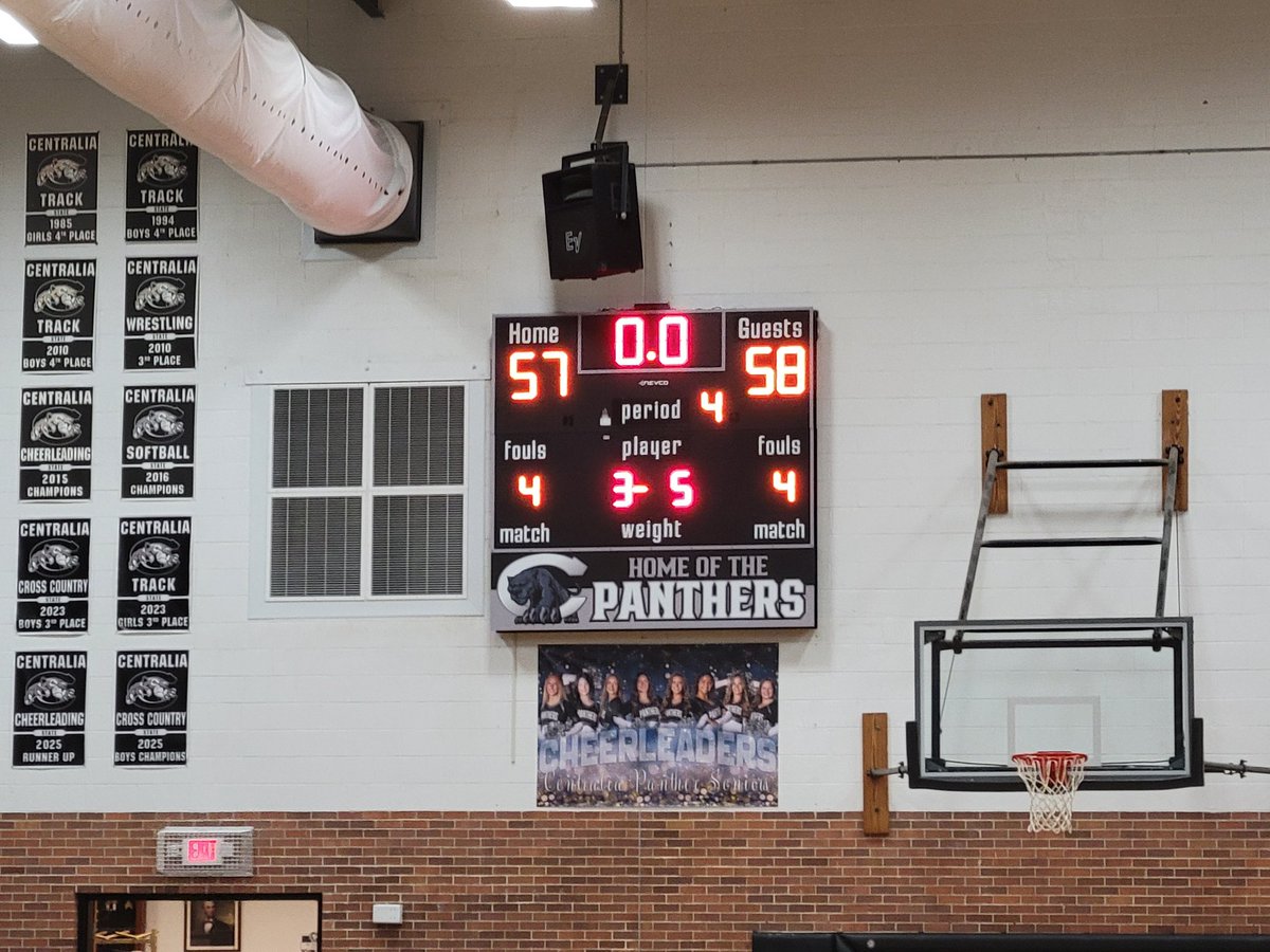 <a href="/Centralia_R6_SD/">Centralia R-VI SD</a> FINAL B Bask from <a href="/Centralia_R6_SD/">Centralia R-VI SD</a>: Bowling Green 58 Centralia 57. Ryan Hall drives for GW bucket in final seconds and finishes with 36 pts 4 3s 4 stls. Centralia: Ford 16 pts 11 reb 4 stls, Ross 14 pts, Waltemate 7 pts. BG: Scherder 13 pts 5 stls
