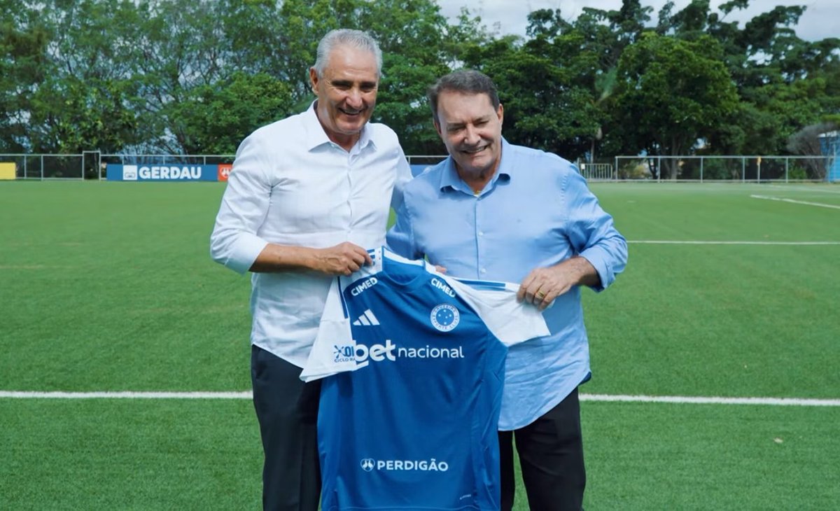 PZeiroNoticias's tweet photo. Que upgrade, bicho. Em todos os sentidos. Até o Pedrinho ganhou um upgrade de lá pra cá. https://t.co/ixvLzKN2iH