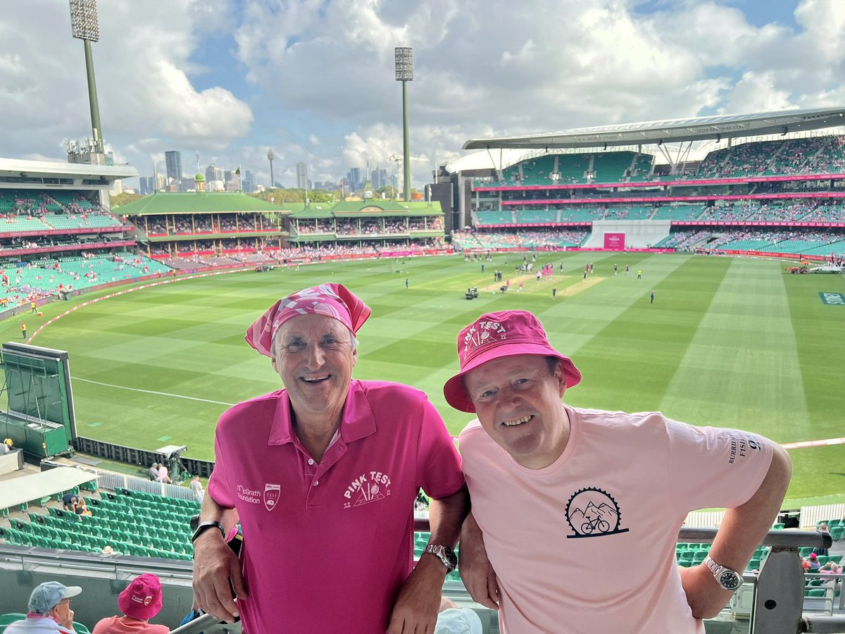 Not Out Travel tweet media