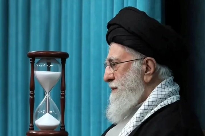 #إيران 
🚨أبشركم...
فجر الثلاثاء / ٦/ ١/ ٢٠٢٦
● معظم المدن الإيرانية انضمت إلى الثورة

● ساقط لا محالة 
#IranProtests