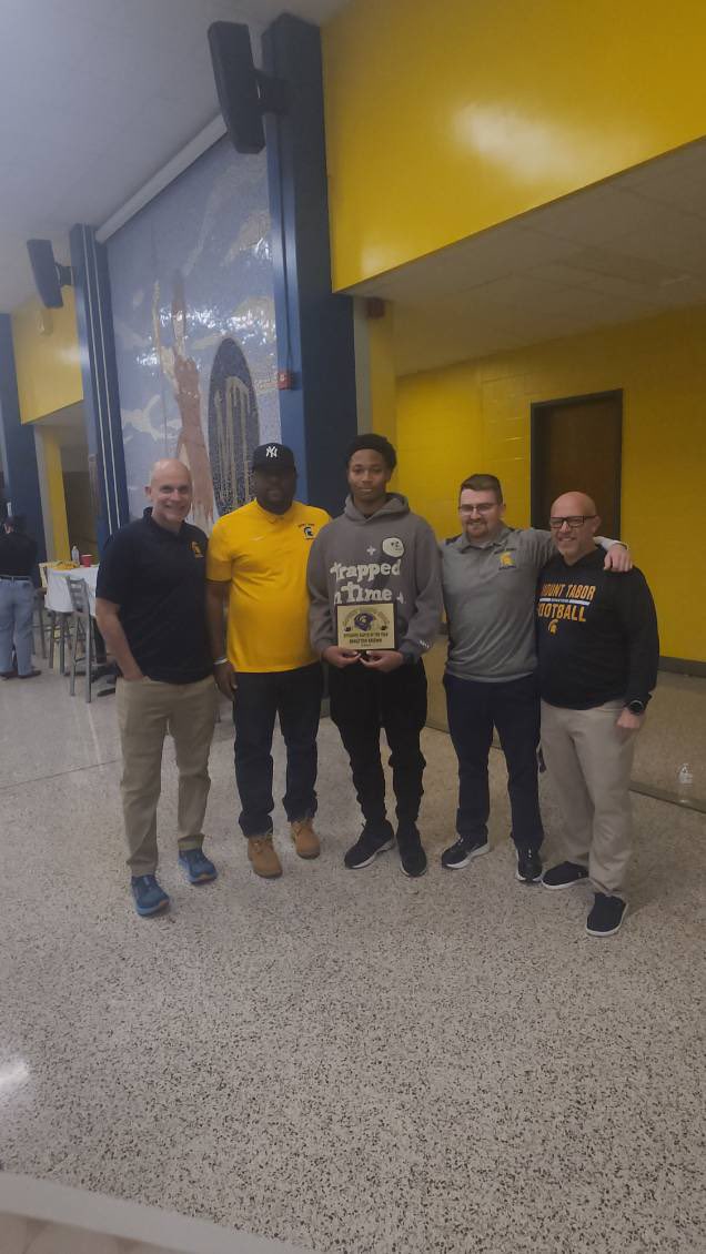 Kingston Brown tweet media