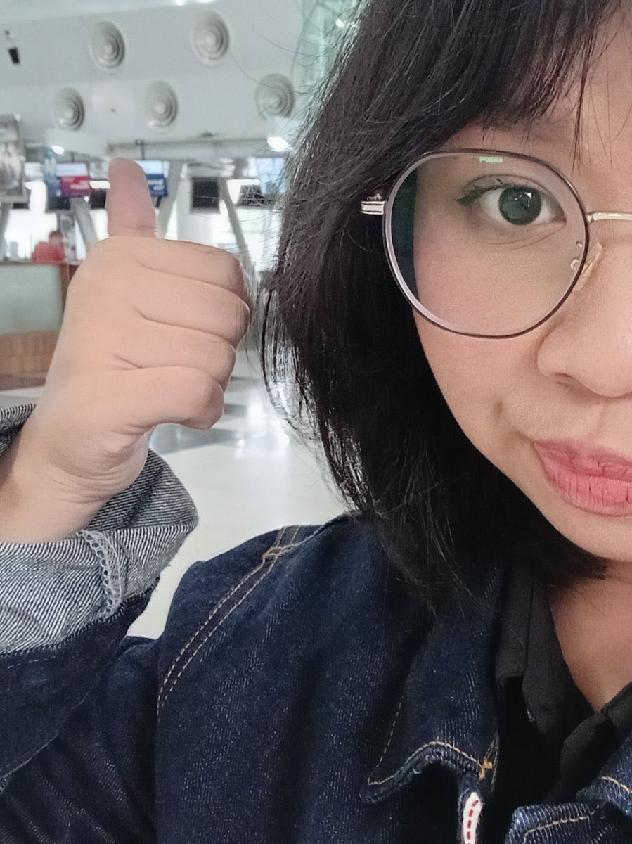 Munmble's tweet image. Akhirnya balik ke bandung ( sendiri lagi )