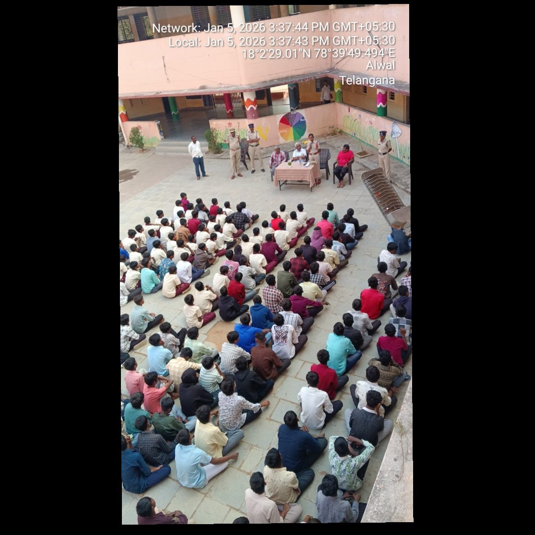 mirdoddi_ps's tweet photo. Road awareness program conducted at alwala school https://t.co/QrJiTZ5nm6
