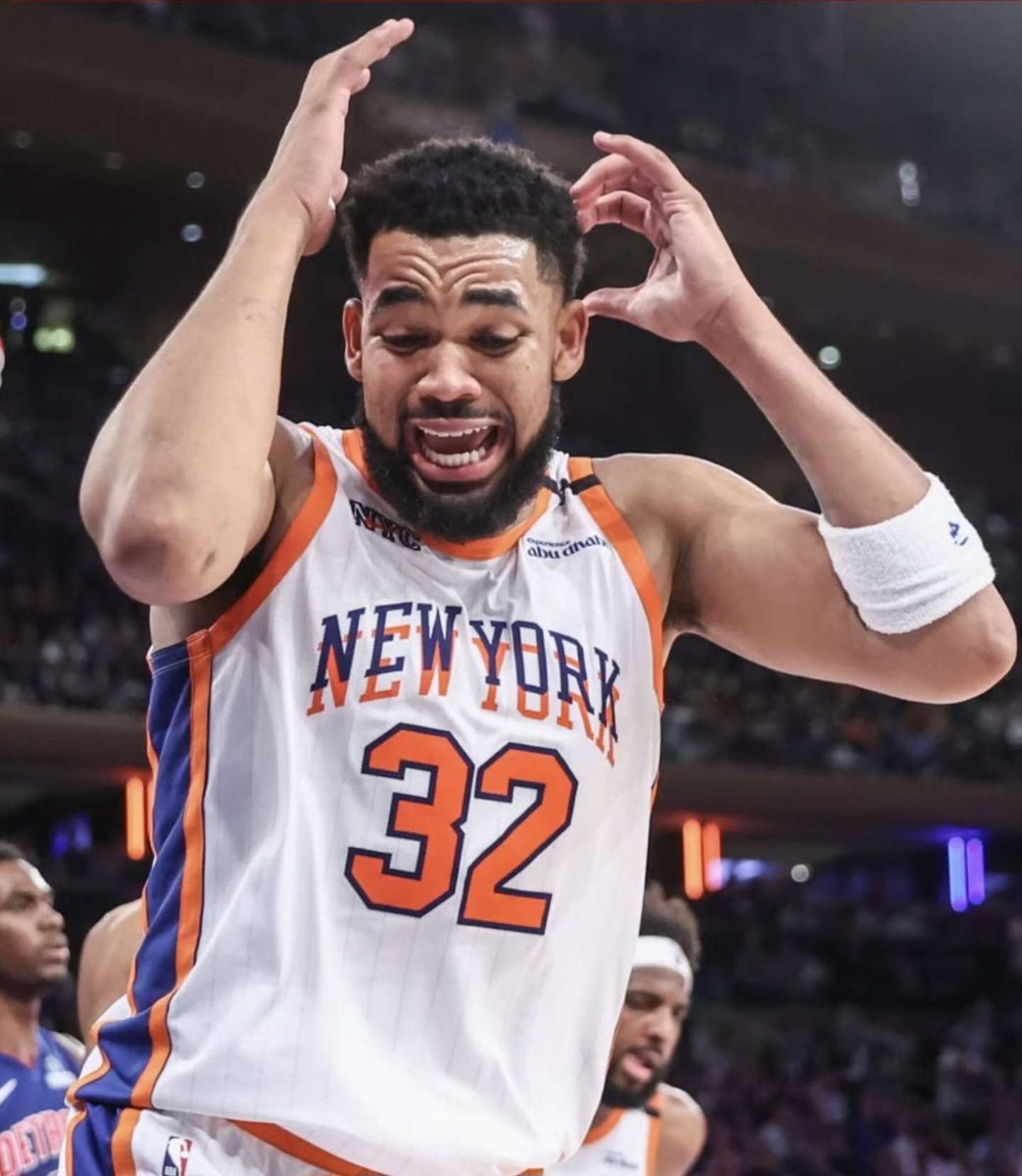 odanilodc's tweet photo. @HoodieBrunson GET TF OUT OF THIS SOCIAL MEDIA MORON
BELT TO YOUR ASSES
ITS CLEAR WHOS THE BEST PG IN DA EAST https://t.co/Rtx3ekDTQ4