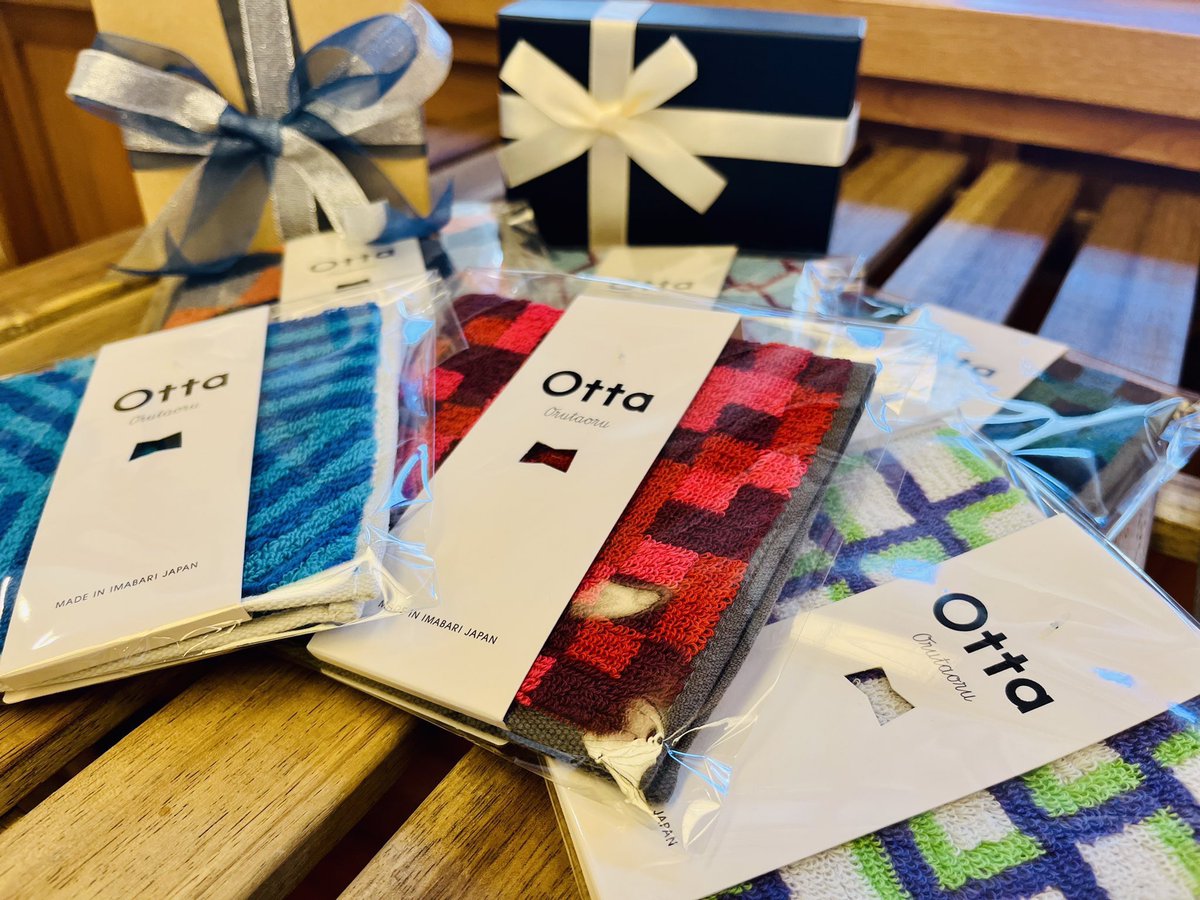 本日、1/6（火）
21:00まで営業予定です。

御来店、お待ちしております✨

waltz-selection.jp

#waltz 
#オーガニック
#セレクトショップ
#新宿 #新大久保
#ギフト