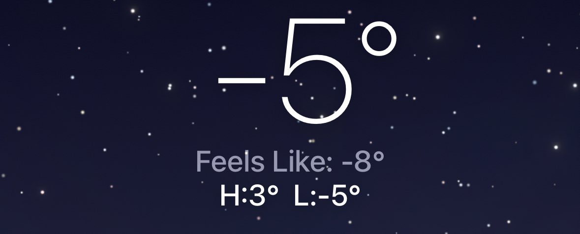 thinlixie's tweet image. my flat doesn't retain heat at all n this is the temp outside.. im fucking freezing maybe ana does have some downsides after all😭