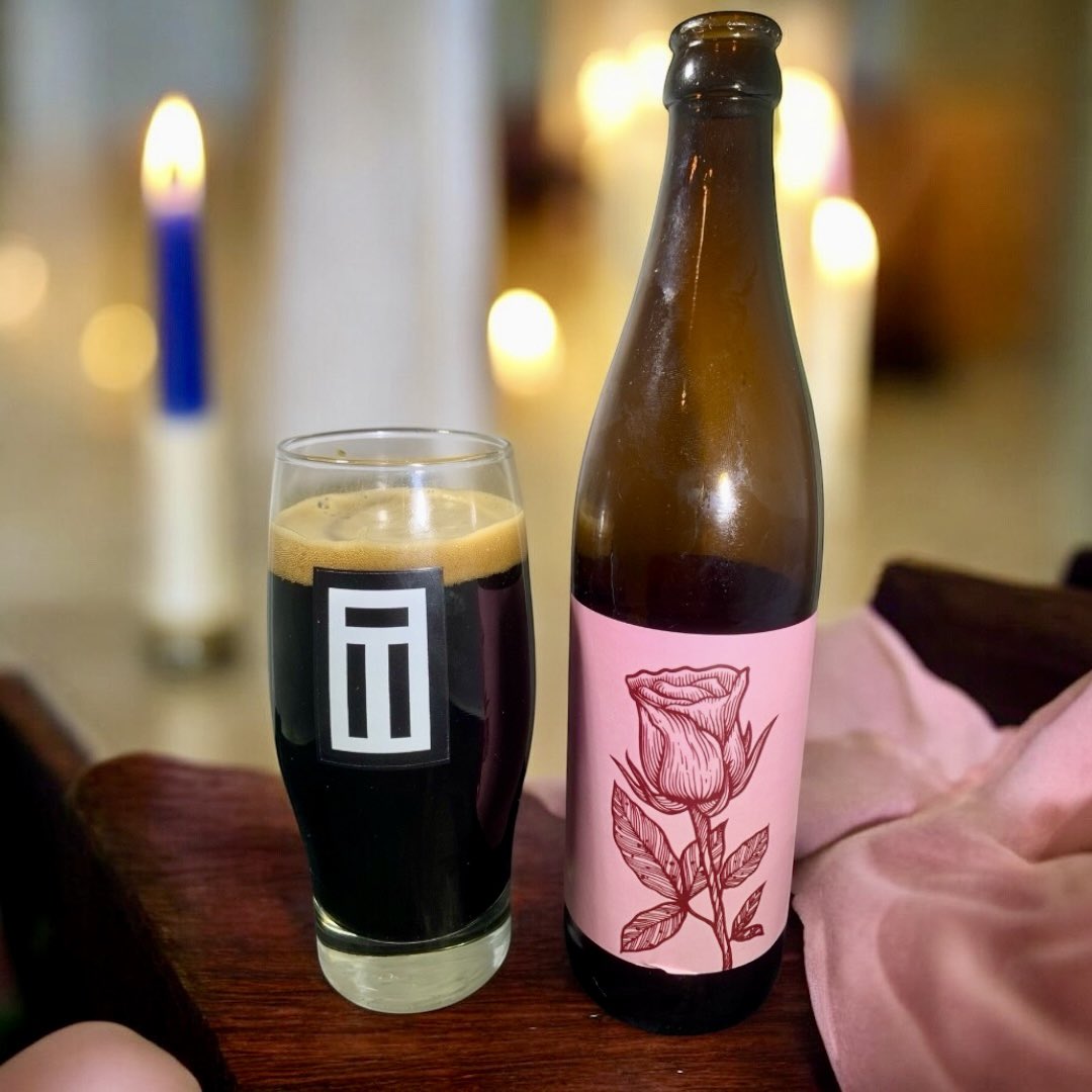 BeerAdviser's tweet photo. 🖤 Love – @TreeHouseBrewCo (MA)
11.2% Imperial Milk Stout. 🍫 Thick liquid fudge with a velvety mouthfeel. The lactose rounds out the massive ABV perfectly. Pure, decadent excellence from Charlton.
Rating: 4.501/5.0
#TheBeerAdviser #TreeHouseBrewing #ImperialStout https://t.co/43G42EepMw