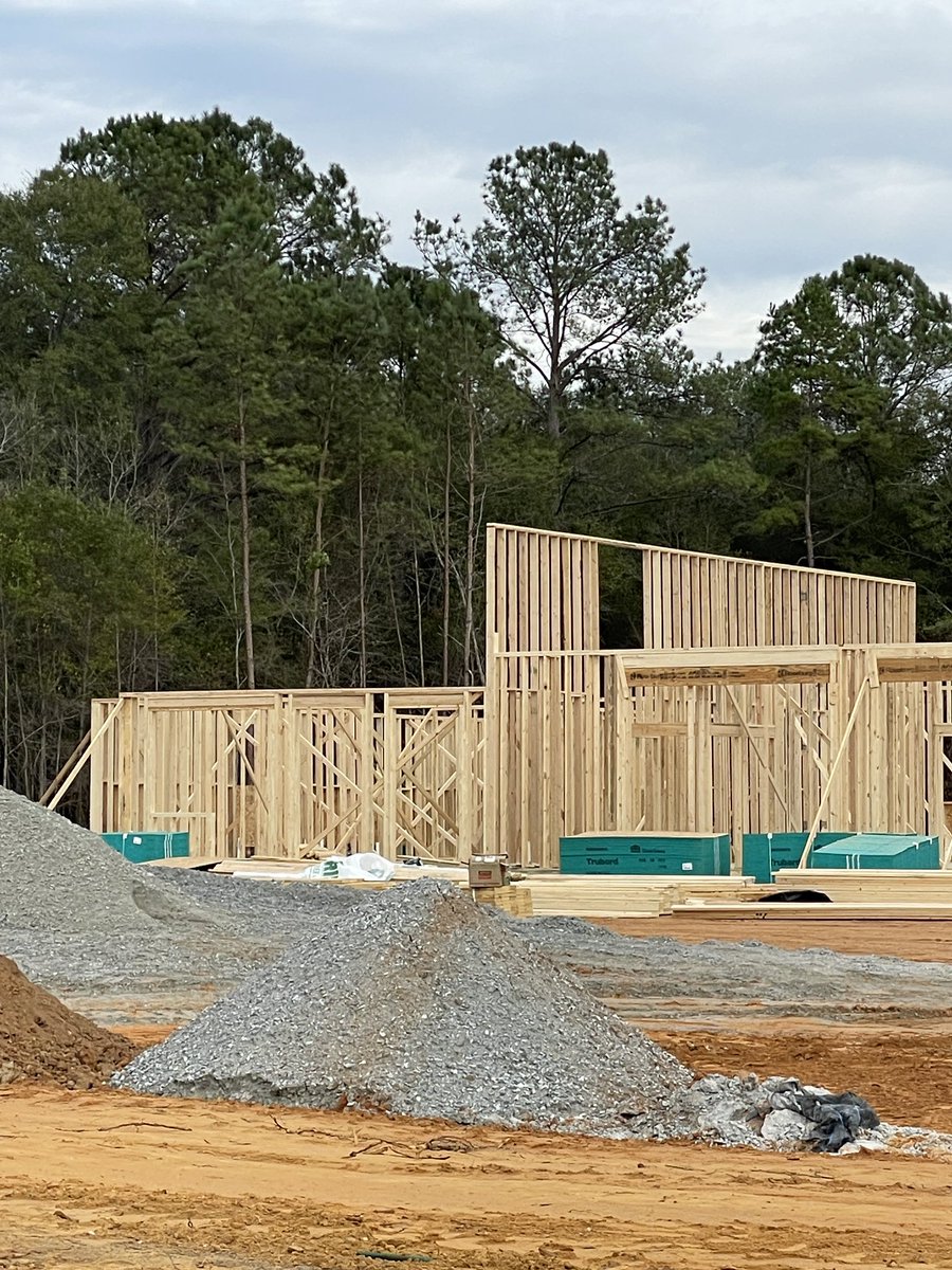 229_life's tweet photo. NEW WALLS UP: Updates along US Hwy 19 N in Lee County - After clearing out the land and preparing it for building, construction on the new Dairy Queen and convenience store is finally underway.

What do you think about this upcoming Dairy Queen and convenience store?￼ https://t.co/l2ed6edCyH