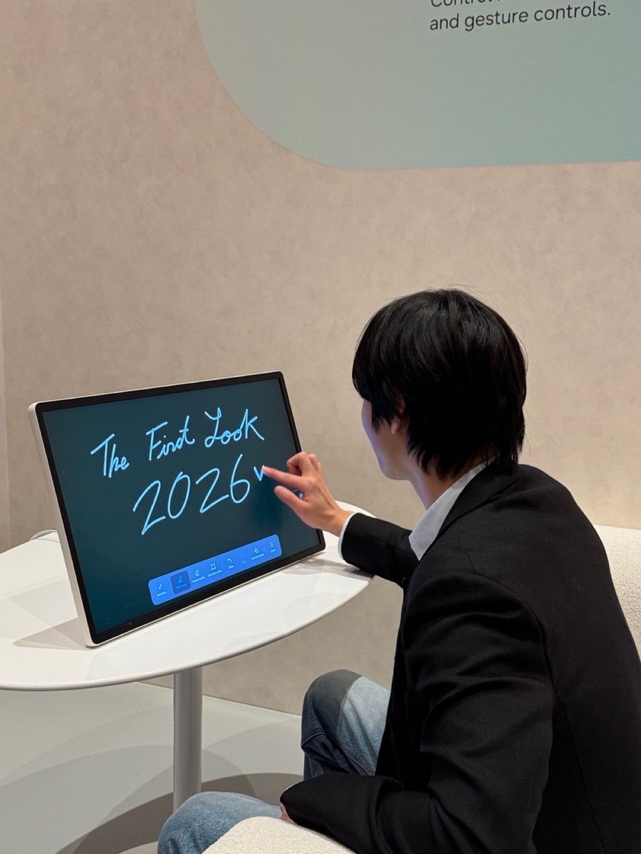 ThePresent_X's tweet photo. CES 2026 삼성전자(@samsungtv)
‘더 퍼스트룩(The First Look 2026) 💙
With #AHNHYOSEOP 

#안효섭 
#アンヒョソプ #安孝燮
#TheFirstLook2026 https://t.co/vBeBgdZsGw