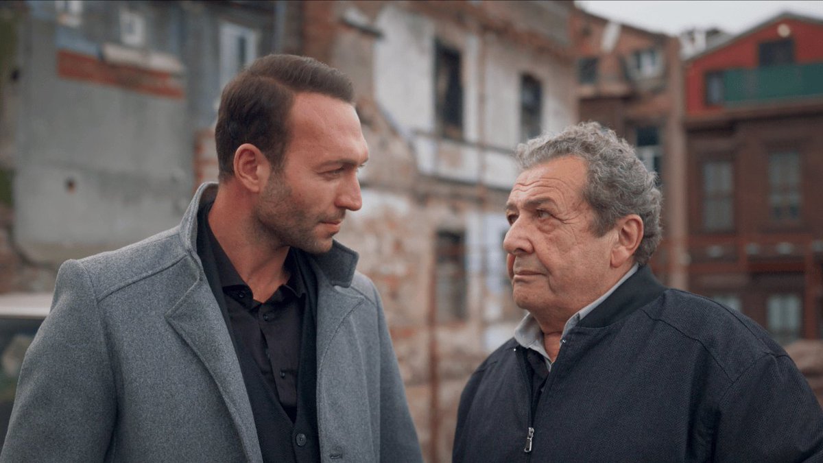 The story begins when Kemal, a debt collector for a loan shark family, and Afife, who dreams of becoming a screenwriter but is forced to work in a restaurant, clash over a debt issue. +

#İbrahimÇelikkol
#AyrılıkDaSevdayaDahil | #ToLoveToLose
#NetflixTürkiye | #Netflix