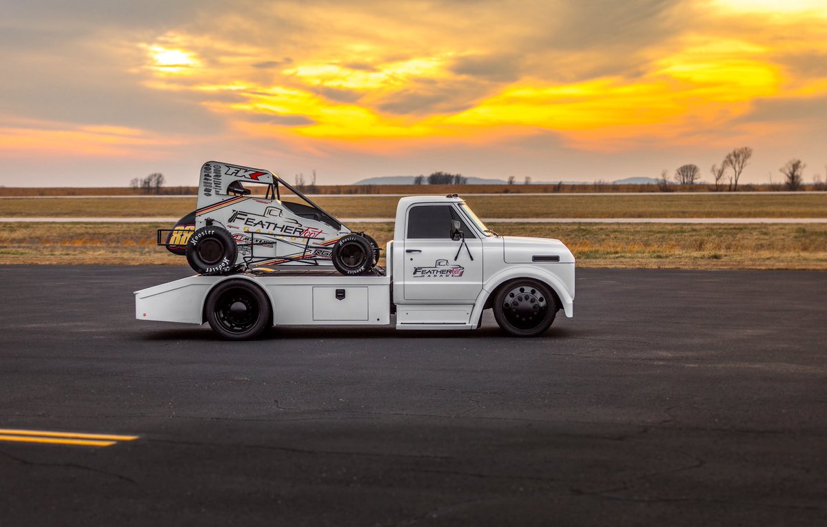 Now that’s a race car hauler‼️ 👀 

Well done <a href="/TThorsonRacing/">Tanner Thorson Racing</a> &amp; Feather Foot Garage.  📷 colelambert91