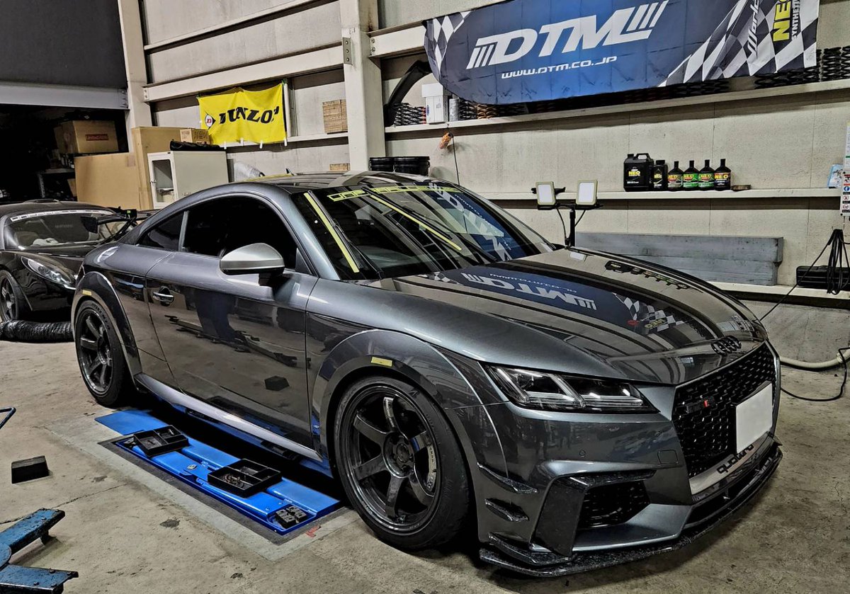 UNPARALLELLED tweet media