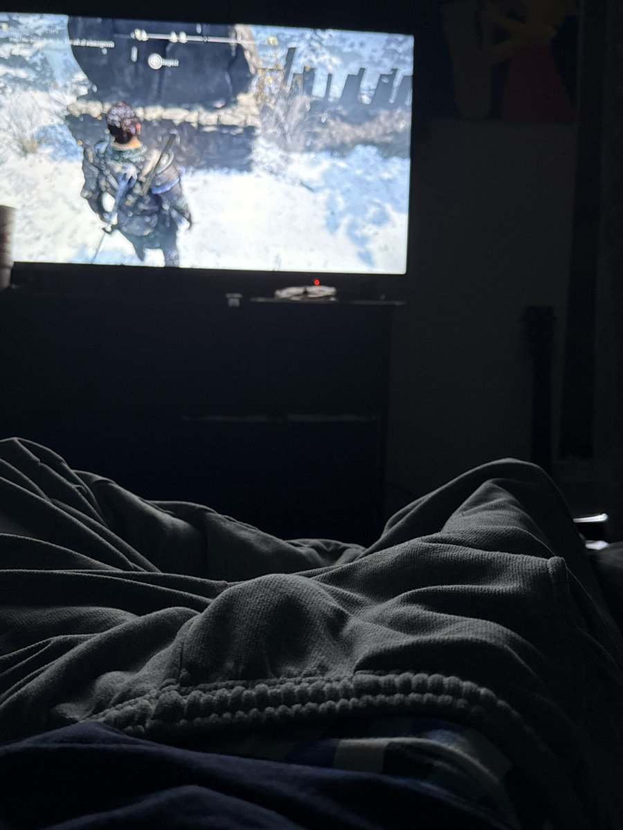 CallHim_King's tweet photo. Just Monday night https://t.co/7kWUoxGNK9