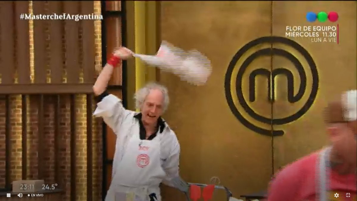 FaquCazon_'s tweet photo. #MasterChefCelebrity #MasterChefCelebrityArgentina

Pensé que se iba miguel ángel pero POR FIN SE FUE LA INSOPORTABLE DE SOFI MARTINEZ https://t.co/Xd8rLQIbcT