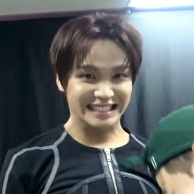 sunhaefs's tweet image. baby haechanie 🥹🤏🏻