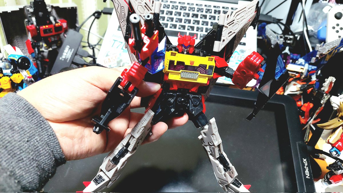 お昼休みに一枚だけTF玩具写真を貼ろう ユニバース ブラスター