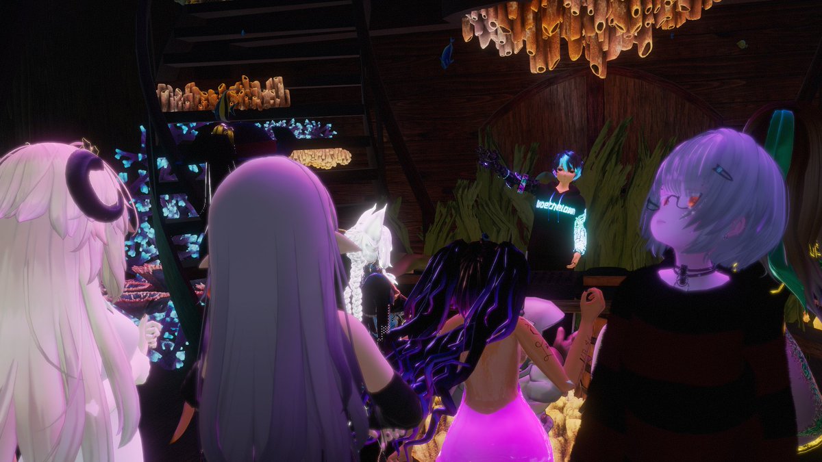 Need a refresher?🐠

All 50+ Acts are available on VRChat to rewatch! 

RELIVE˸ Slyfest Azuria 2023
vrch.at/6j5qkv8q