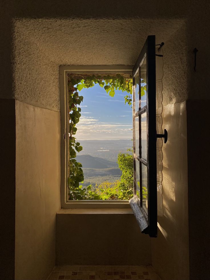 2025 (@2025pics) on Twitter photo 