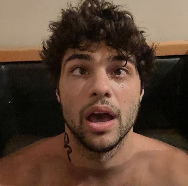 ogabzou's tweet image. Vsf ele é muito gooner