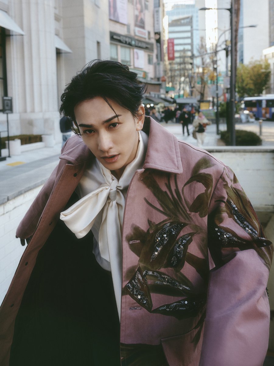 【楽天限定】町田啓太 写真集 BASIC 楽天ブックス限定 楽天限定】町田啓太 写真集 BASIC 楽天ブックス限定