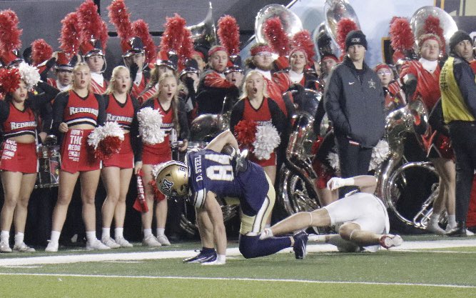 FCSNationRadio1's tweet image. HANG IT IN THE LOUVRE!!  

Dane Steel you absolute SICKO 🤯

📸: @Cameron_Cont #FCSChampionship