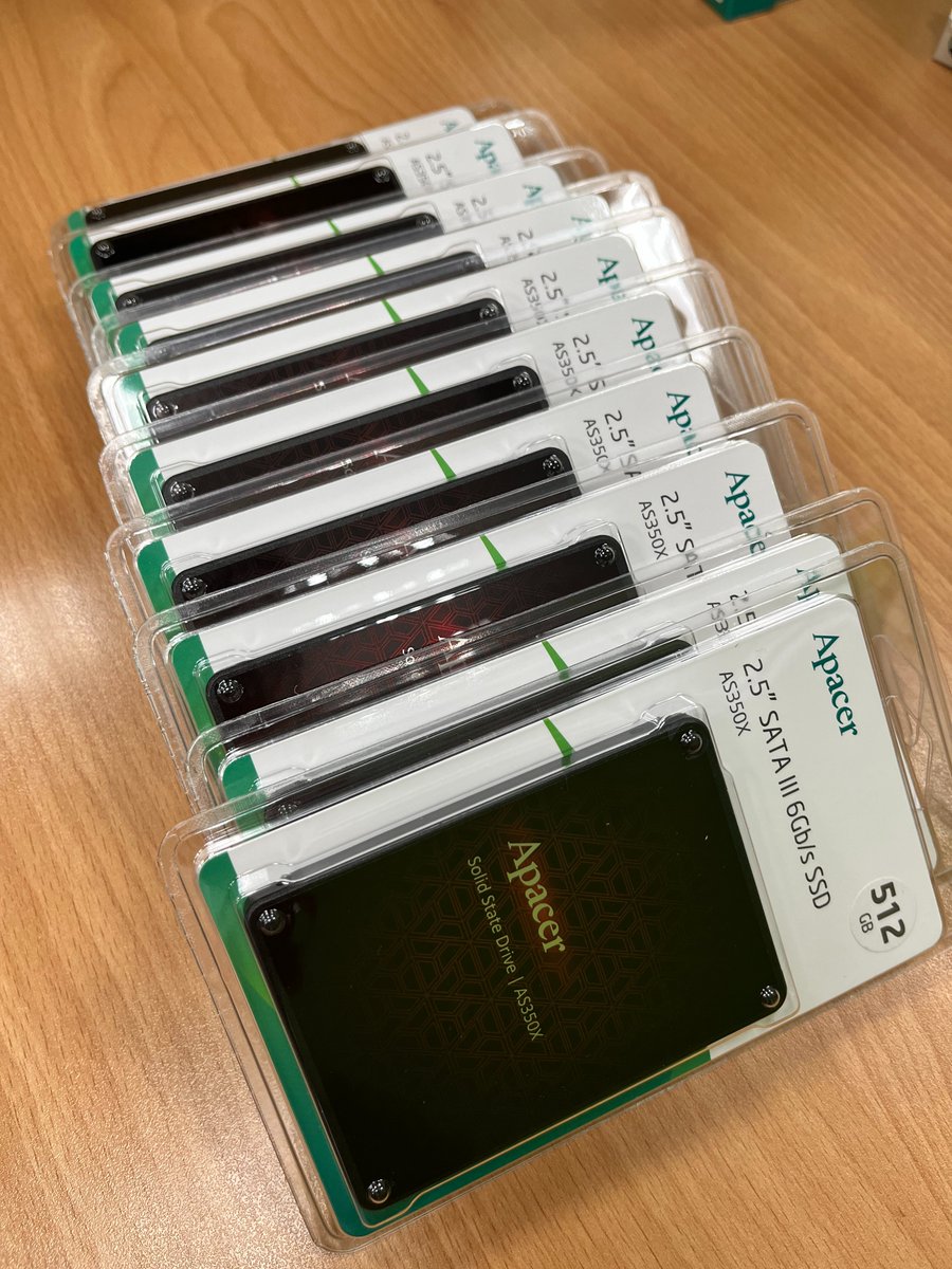 ApacerJapan's tweet image. 【今月のキャンペーン開催】

Apacerの看板製品「AS350X SSD 512G」
 抽選で１０名様にプレゼント！

応募方法：
① 当アカウントをフォロー
② この投稿をリポスト

当選率UPのチャンス！
コメントで 「SSD以外で好きなApacer製品」
（USB、メモリなど）を教えてください～

 締め切り：2026/1/13まで