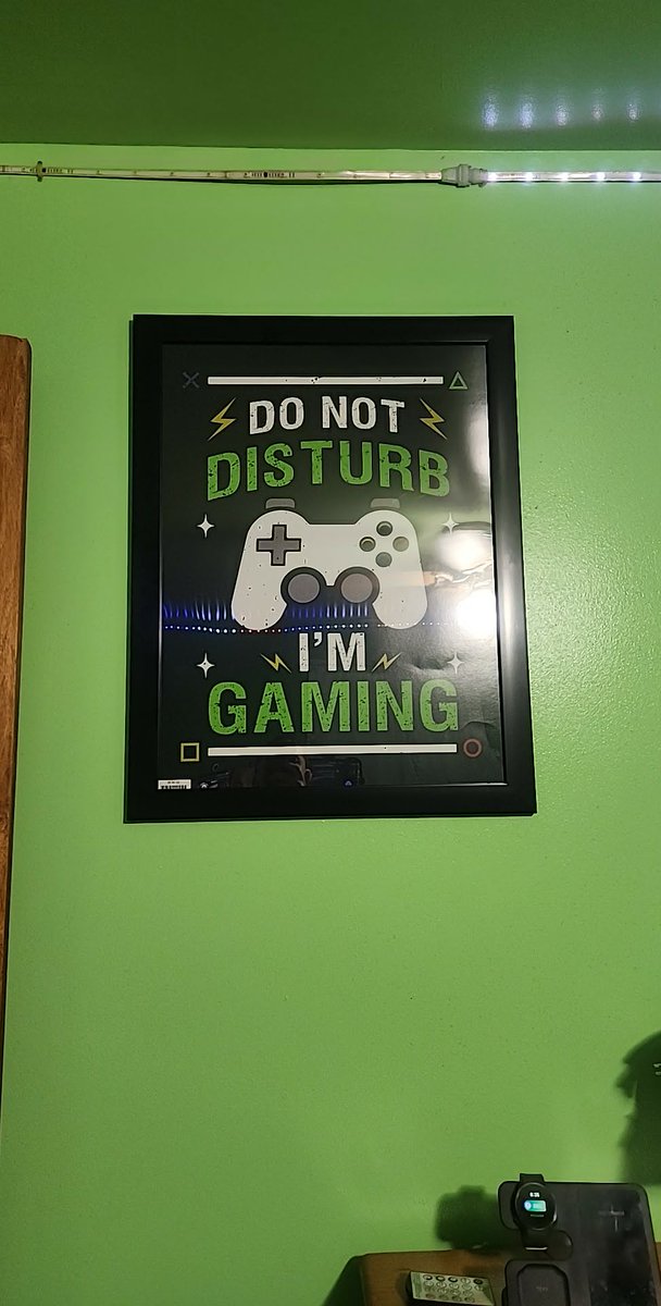 Love this picture i got for Christmas.  Yes, I just hung it up lol