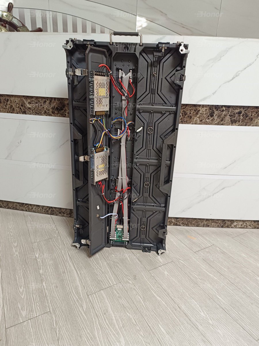 HonorledZero's tweet image. XW Pro series with wire connection, big promotion!!
rental series P1.56/P1.953/P2.604/P2.976/P3.91
Multifunction cabinet can connect together
45 degree and curved screen and straight screen
#Honorled #Honorleddisplay #Honorledwall ##Honorledscreen #LED #leddisplay #ledscreen