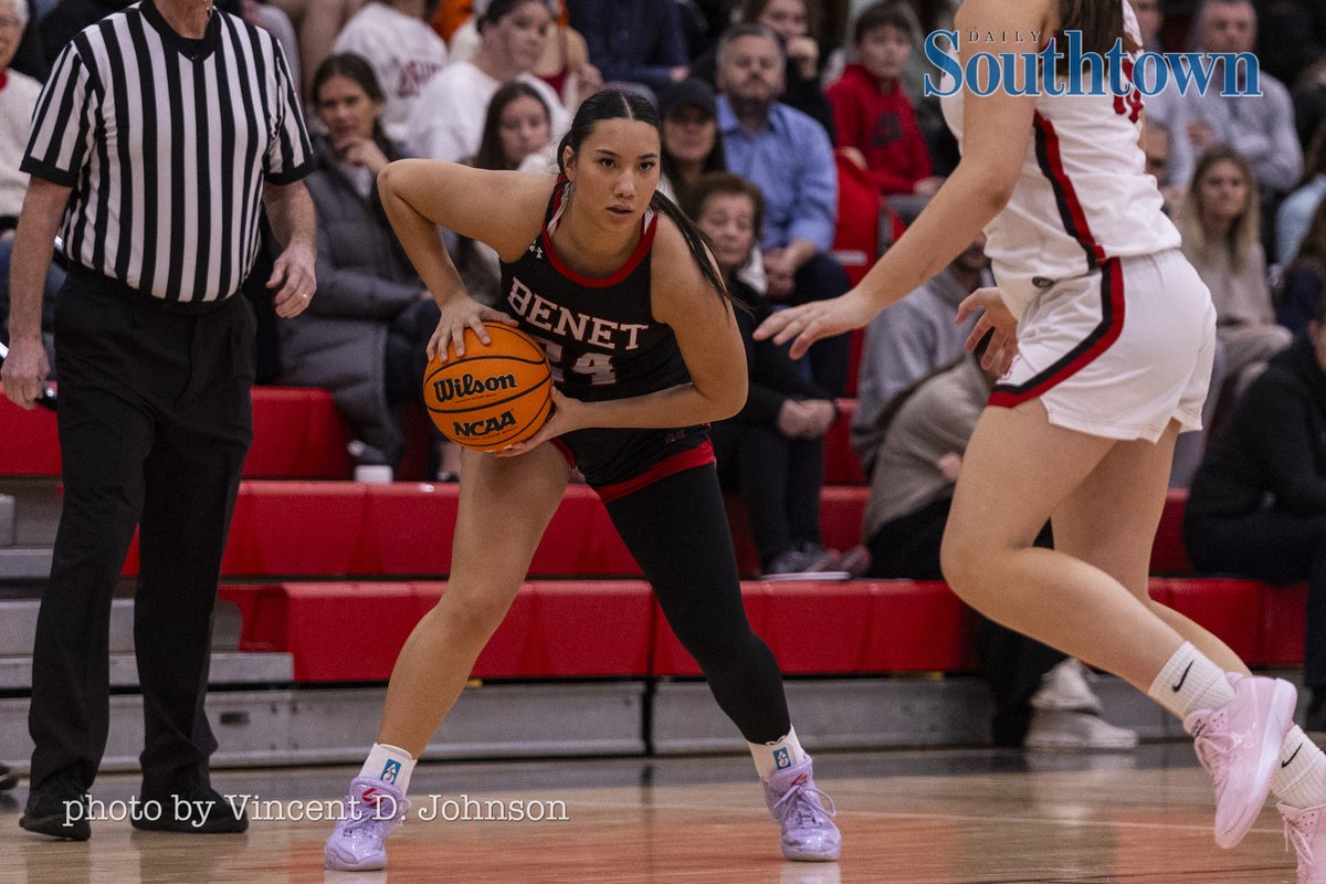 VincentDJohnson's tweet photo. #Benet takes down #Marist 47-37 is ESCC girls #basketball 🏀. Photo coverage for @DailySouthtown. Catch @JeffVorva's story and more of my 📸 by following @SouthtownSports.
@HonorGloryFame @MaristGBB @BenetGBB @BenetAthletics https://t.co/fotlqyffug