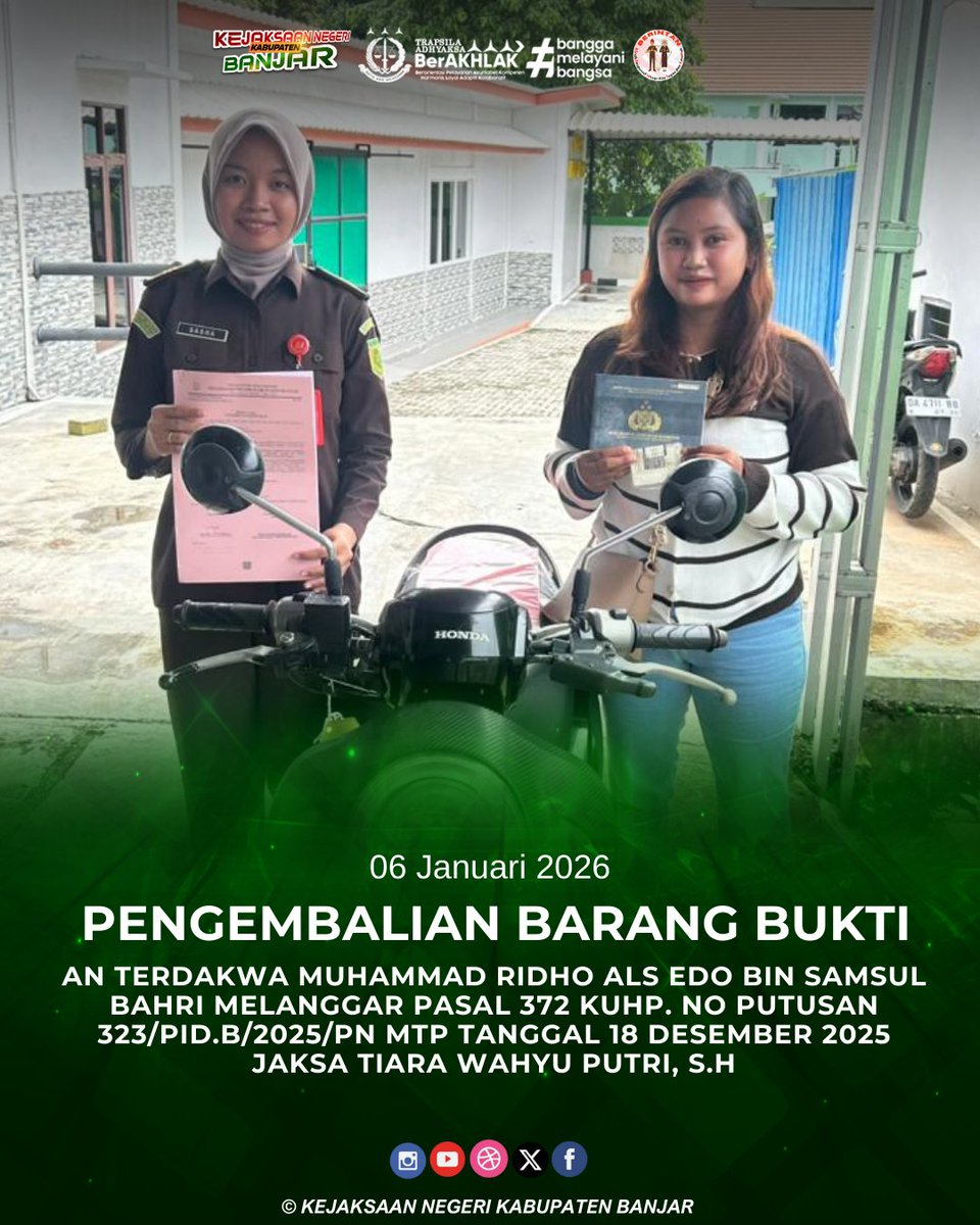 instagram.com/p/DTJ3VKOD_55/…

Selasa, 06 Januari 2025 telah dilaksanakan Pengembalian BB an terdakwa MUHAMMAD RIDHO ALS EDO BIN SAMSUL BAHRI melanggar Pasal 372 KUHP. no putusan 323/Pid.B/2025/PN Mtp tanggal 18 Desember 2025 jaksa TIARA WAHYU PUTRI, S.H
<a href="/KejaksaanRI/">Kejaksaan RI</a>