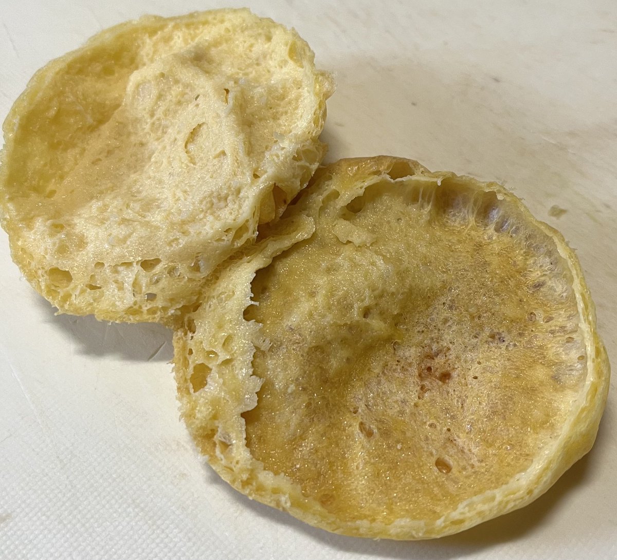 本日の仕込み状況 「シュークリーム」 Wシューにもしました😋 上手く