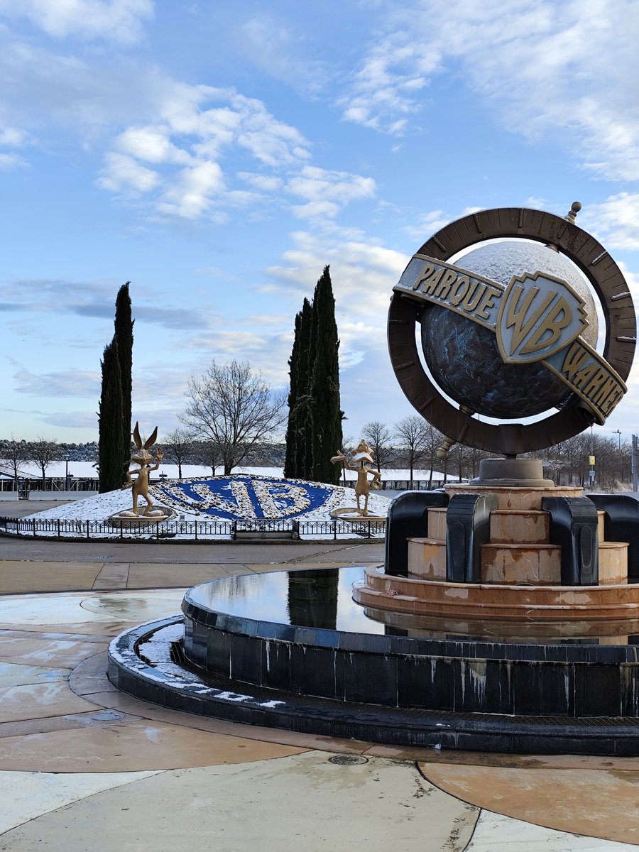 Robert ✨ tweet media