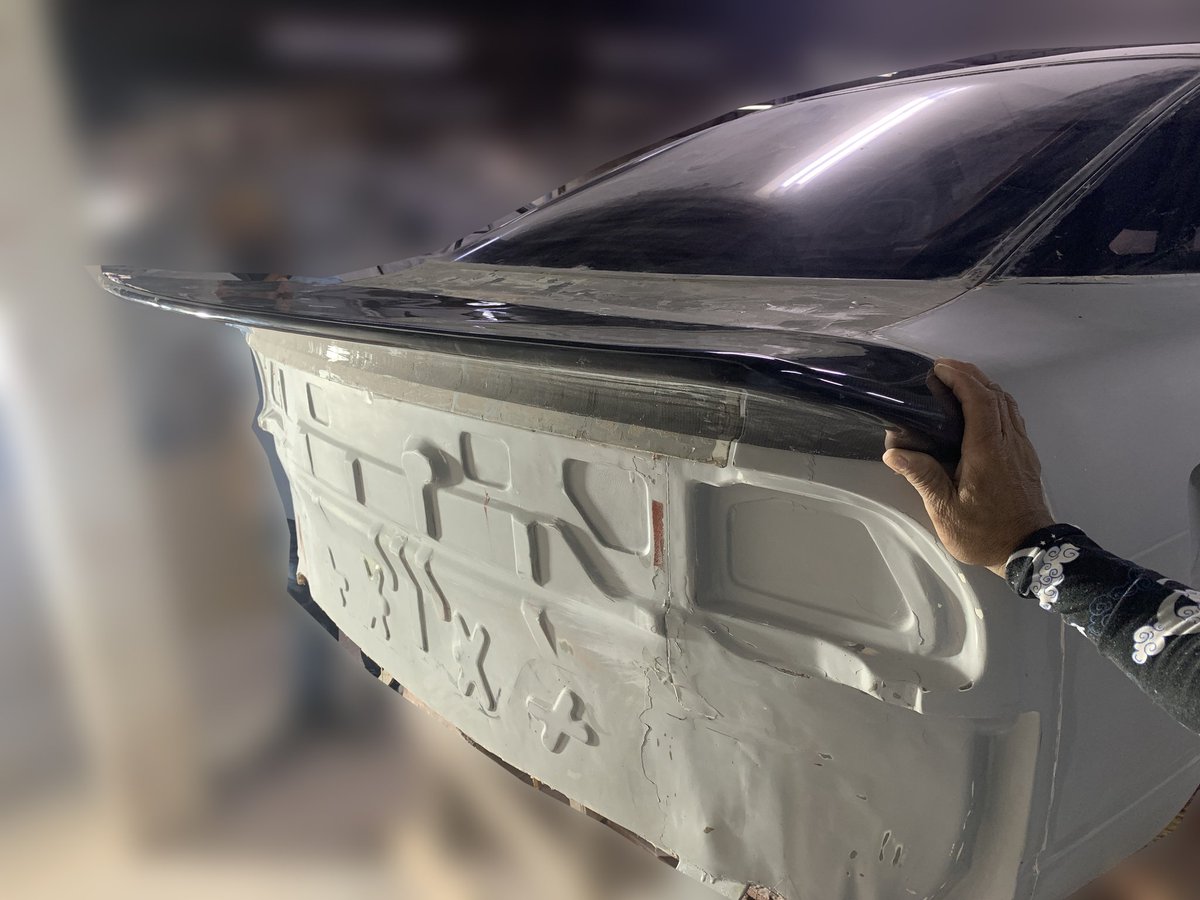 originlabo tweet media