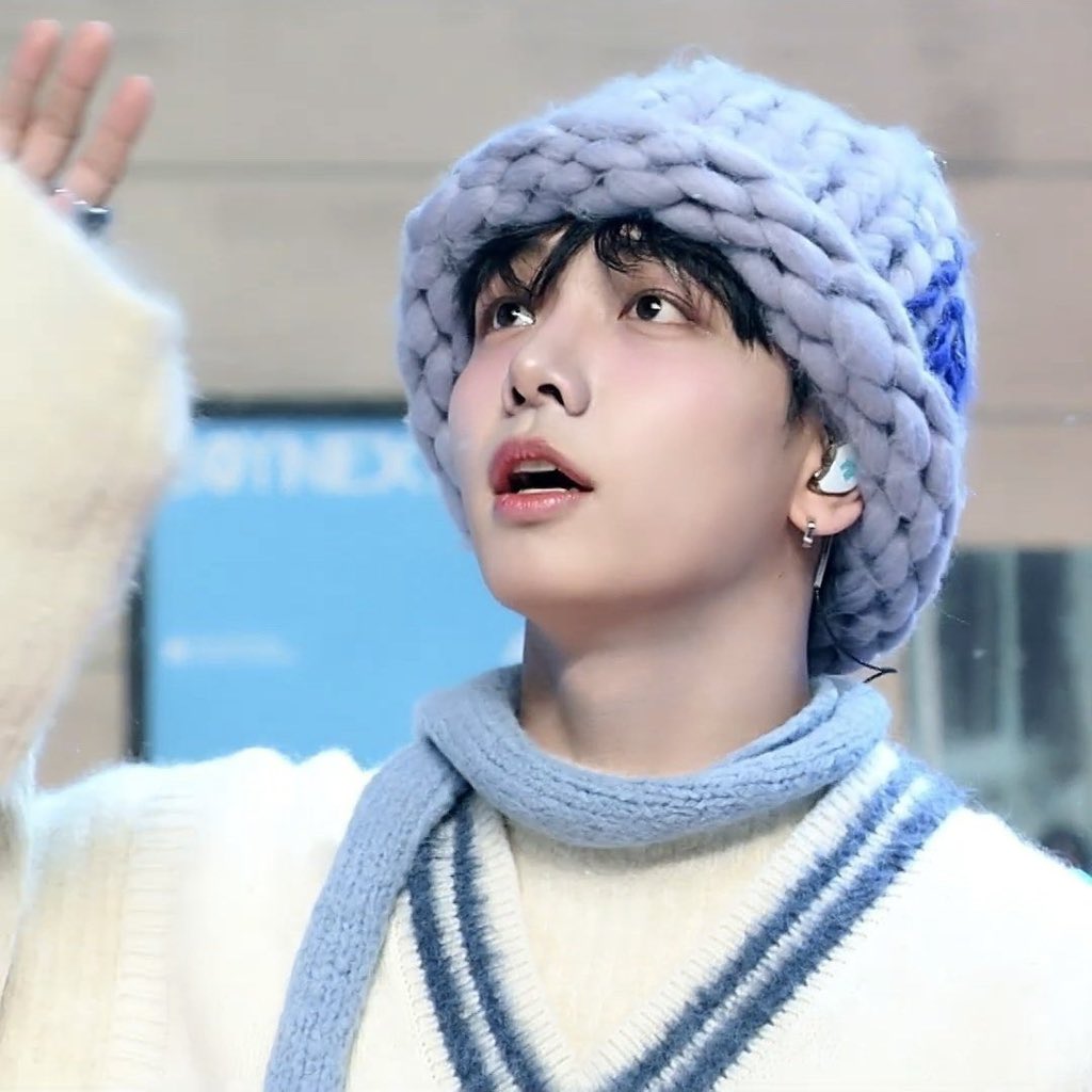 phille1204's tweet image. 블러셔 명재현을 좋아해