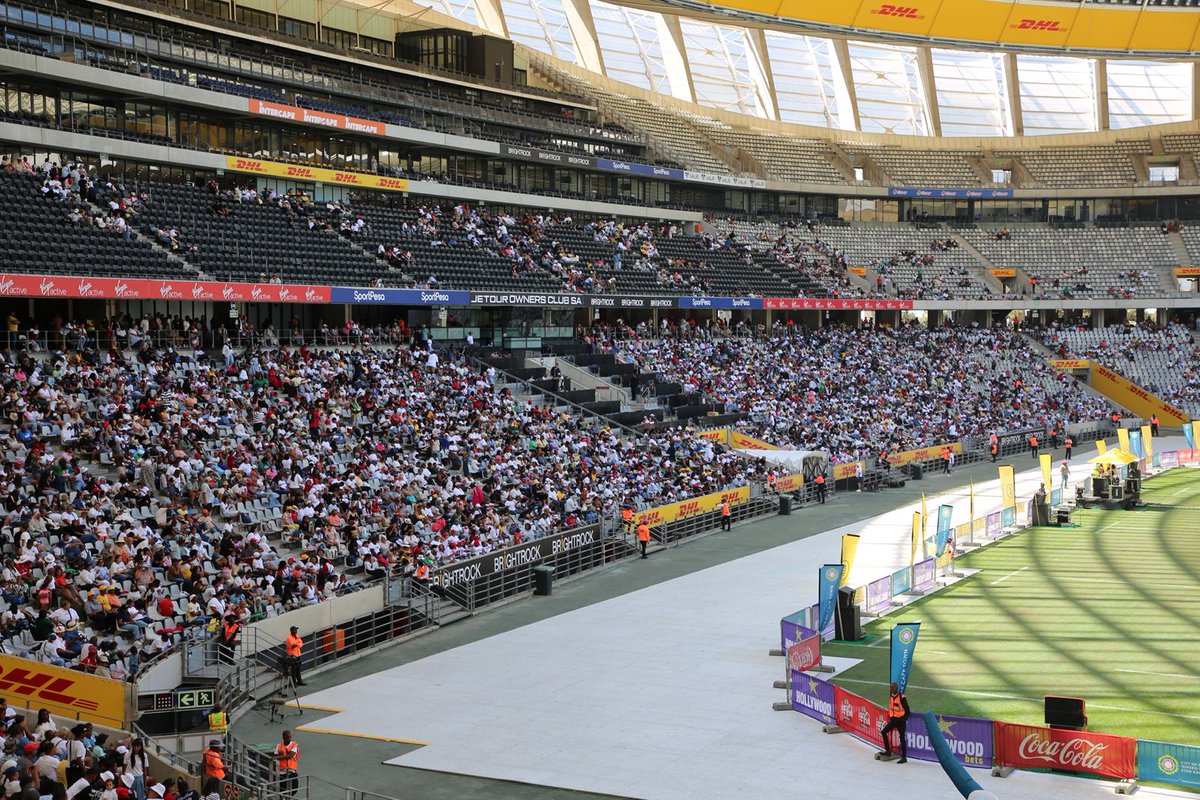 ℤ𝕒𝕚𝕕 𝕆𝕞𝕒𝕣 tweet media