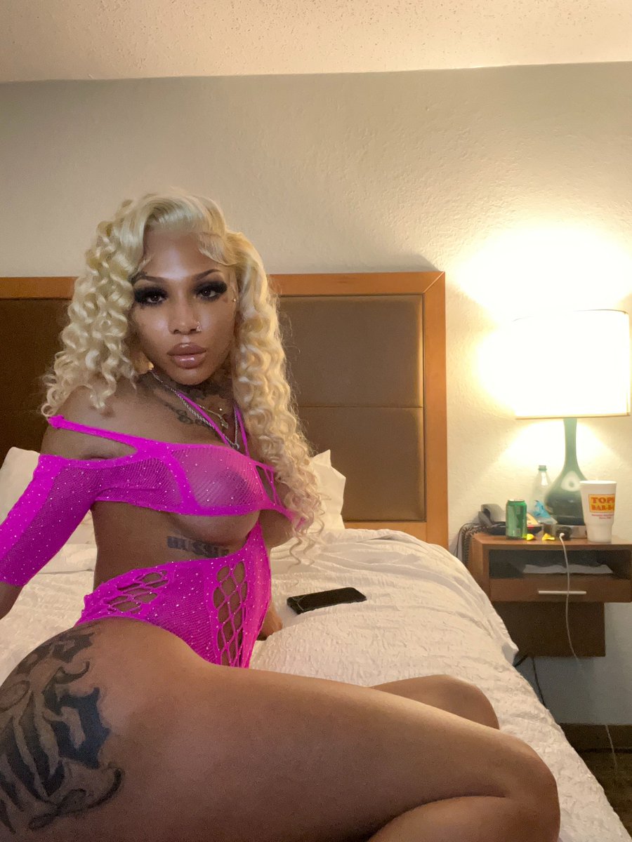 ChampionPluto's tweet photo. Facetime session Available 😌💦❤️ https://t.co/uFQleLQQMU