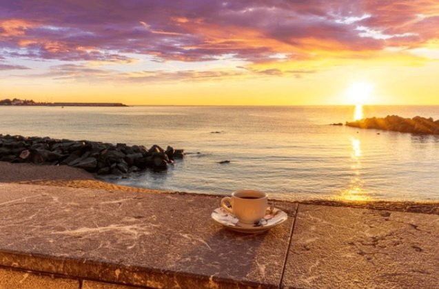 ONBMORE's tweet image. Good morning, my sweet fam!  Another beautiful day to chase dreams, stack wins, and build something meaningful together. The bull might be warming up
who's ready to shine today? Drop a  if you're feeling the vibes! #PositiveVibesOnly #CryptoHustle"@ONBMORE