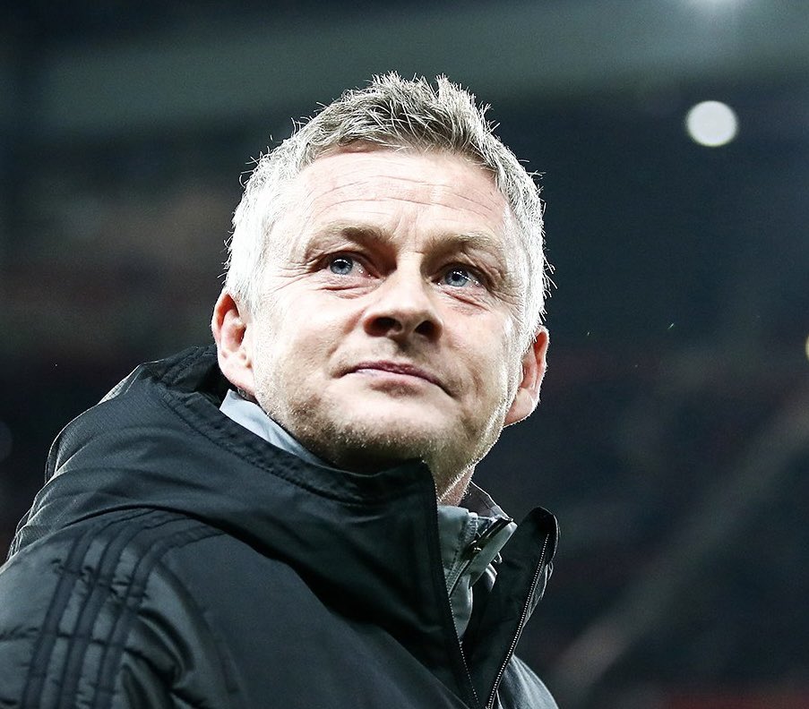 FabrizioRomano's tweet image. 🚨 Manchester United, aware of Ole Gunnar Solksjær being keen on return even on a six month contract.

Solskjær would love to be back and help Man United as caretaker manager.

#MUFC start internal process today to assess short term options — then new permanent manager from June.