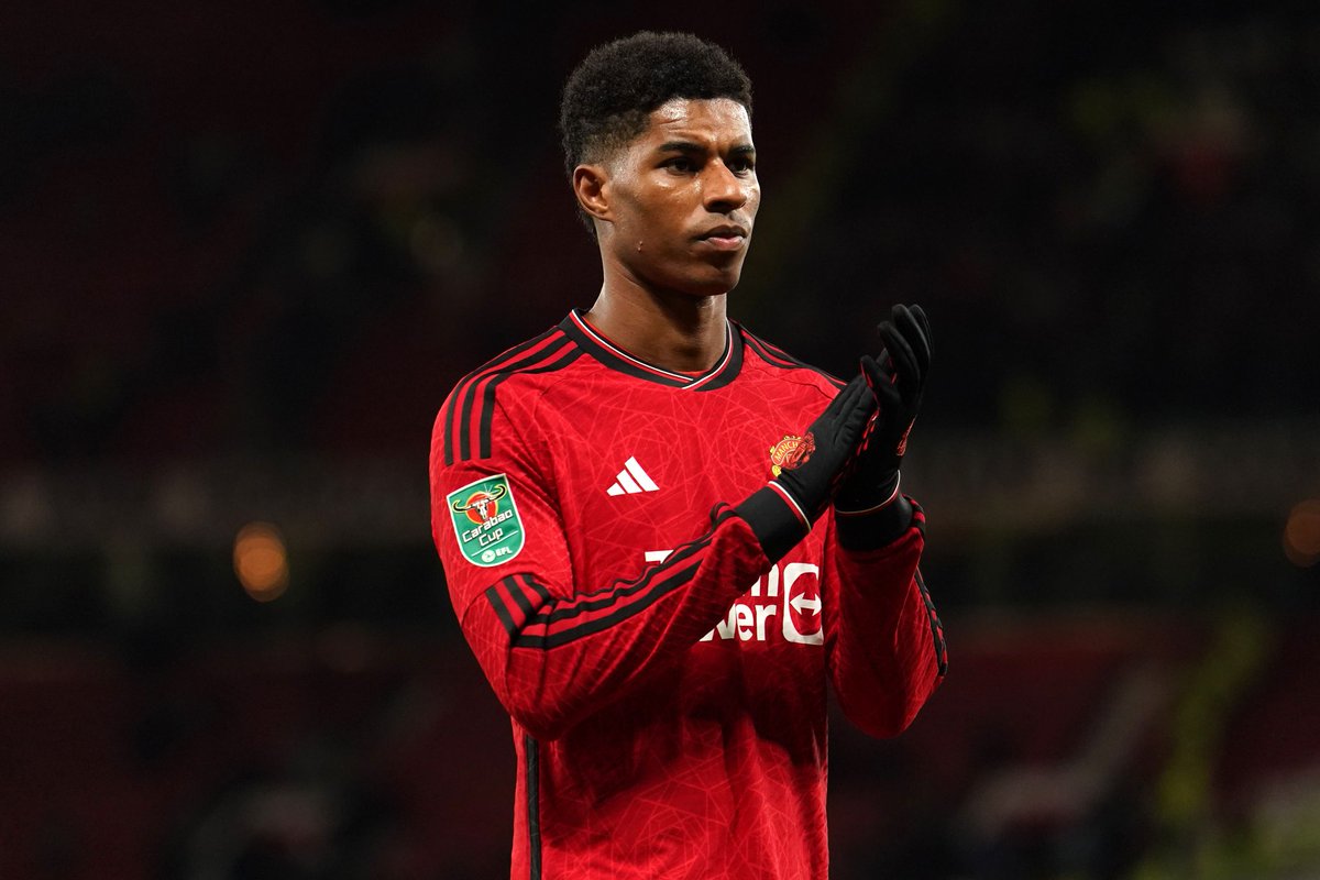 mufcytp's tweet photo. 💣🚨🚨NEW: Manchester United sacking Amorim could provide Marcus Rashford with a route back to OT.

If Barcelona opt against a permanent move, the incoming manager at United is likely to want to keep Rashford rather than sell him.

[@MirrorFootball]

Bring him back - Yes/No? 😱 https://t.co/UFB3Nj2nJw